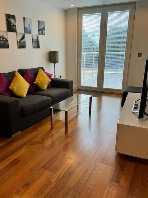 Modern Apt Cardiff City Centre - Prime Location Luaran gambar